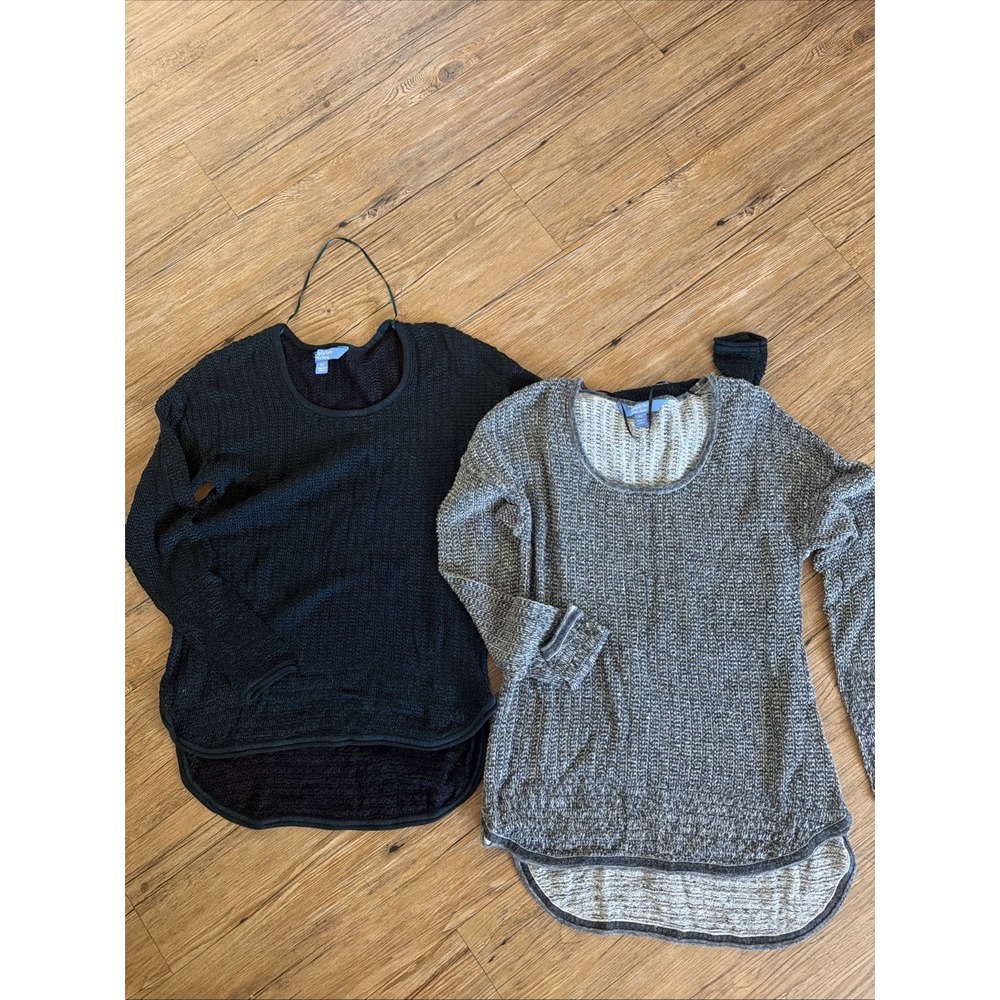 Simply Vera Wang Lot Of 2 Lightweight Open Knit Sweater Size Petite Small O